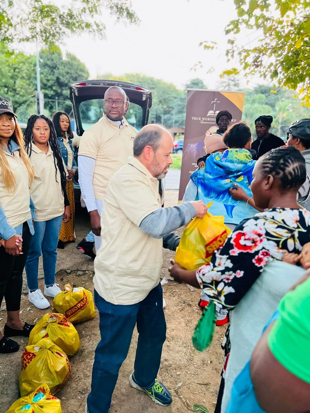 twwem-charity (10)